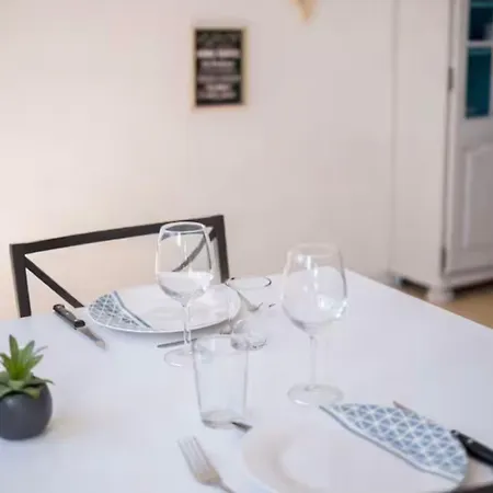 Lumineux, Chaleureux Et Spacieux T2 Parking Wifi Apartment